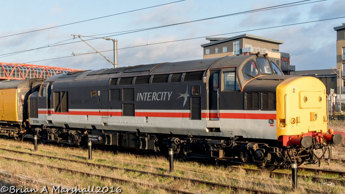 EE Class 37 @ Cambridge Station ~ 08Dec16 - FighterControl